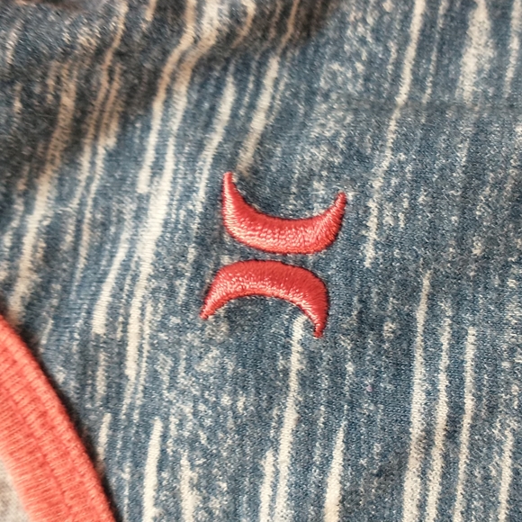 Hurley Tank - Picture 6 of 6